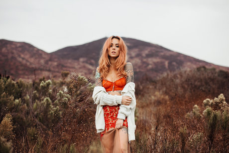 ニューハーフ 熟女 OnlyFans アダルト 画像