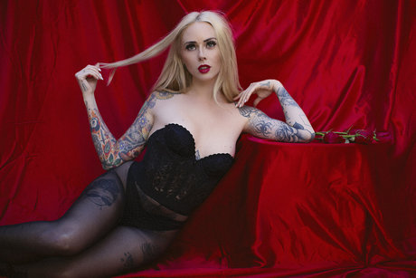 ティーンのおっぱいOnlyFans アートヌード 画像