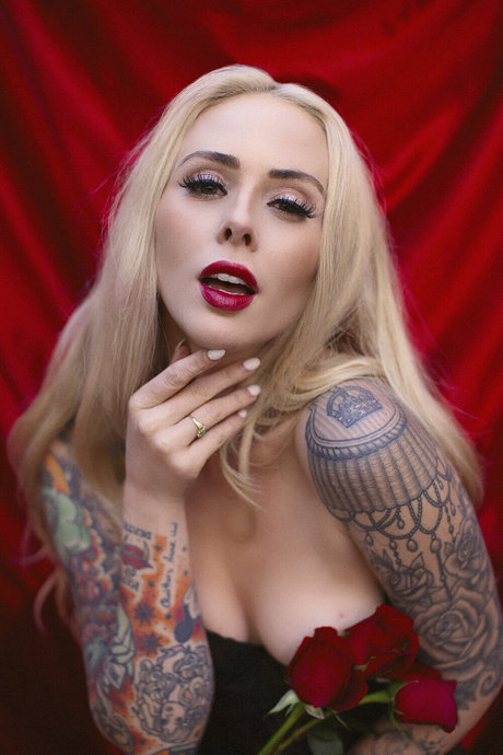 小さいチンポOnlyFans アートxxx 写真