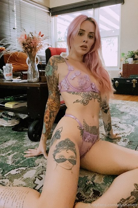 ジーンズのお尻OnlyFans セクシーヌード 写真