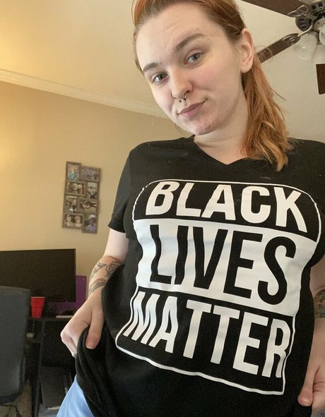 Check DMs 最高のモデル 写真