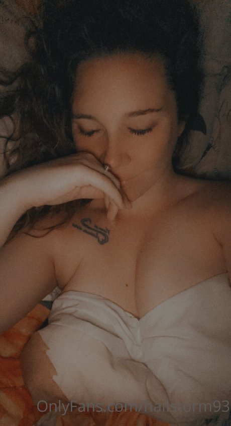 Hailstorm スター xxx アーカイブ