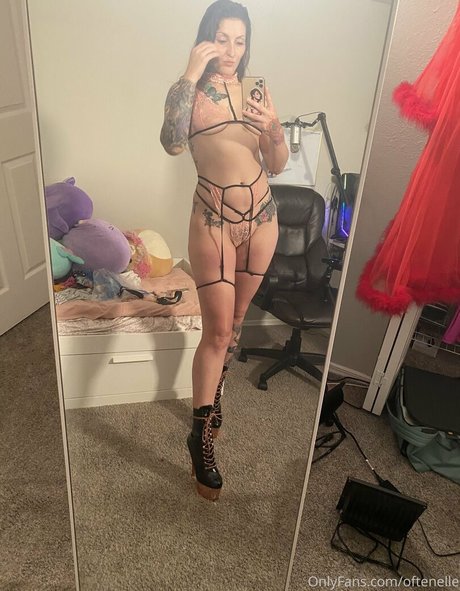 ティーンのおっぱいOnlyFans ポルノ 画像