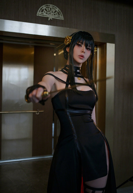 巨乳 射精 OnlyFans エロチック 写真