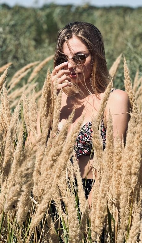 busya18plus 美しいスター 写真