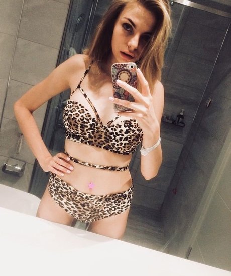 busya18plus 素敵な女優 写真