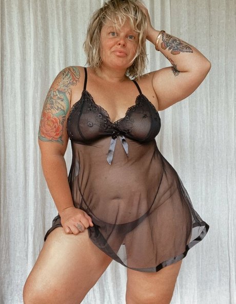 Tallulah Moon_ 美しいスター 写真