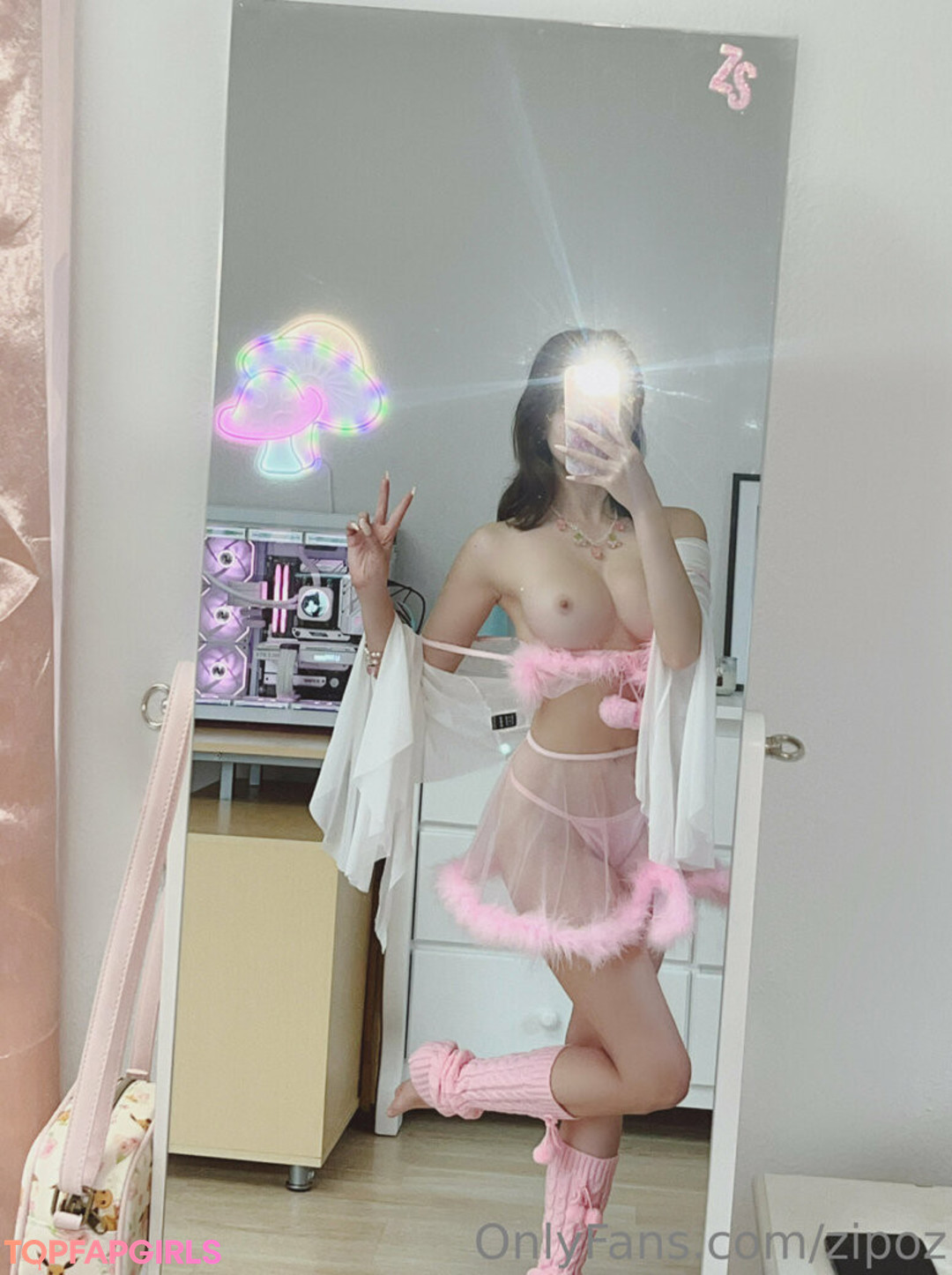 コスプレ プッシー OnlyFans セクシーヌード 画像