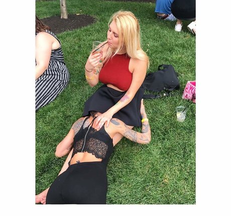 アジア人アナルOnlyFans セクシー 画像