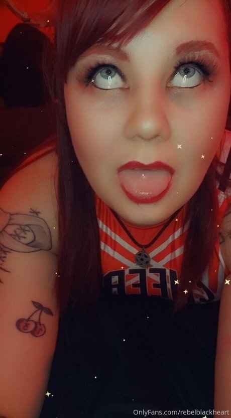 rebelblackheart ポルノモデル アーカイブ