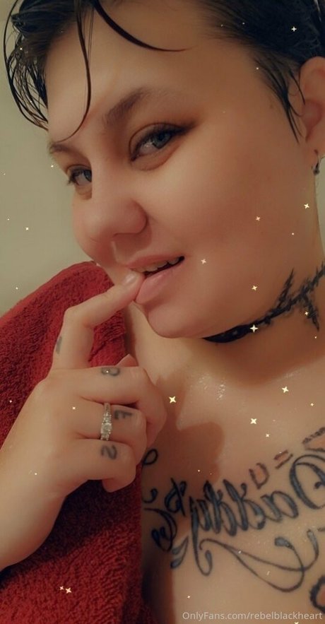 rebelblackheart ヌードスター 写真