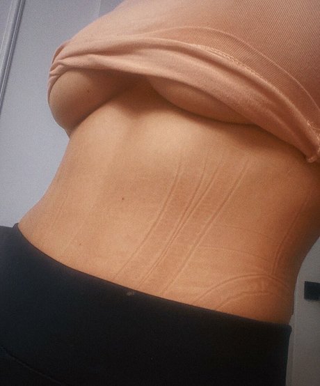 Oladushek11 ポルノスター 画像