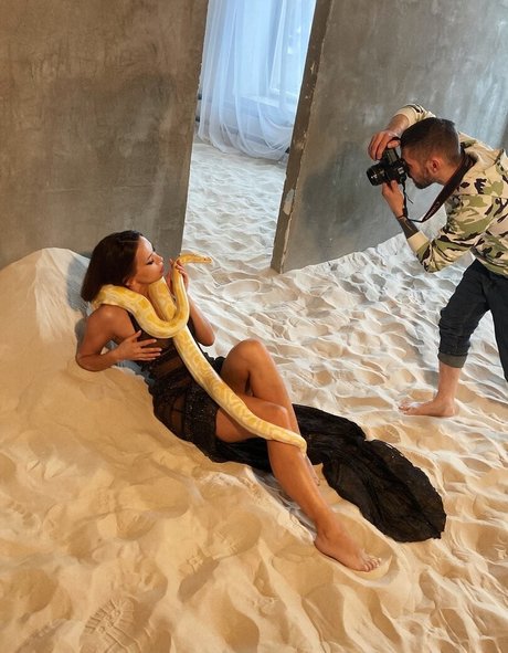 Oladushek11 ポルノスター ホット アーカイブ