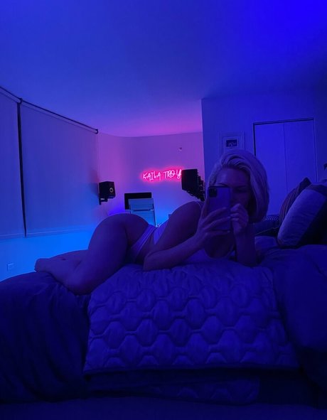 曲線美のティーンズOnlyFans 無料裸 画像