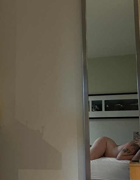 裸のトゥインクOnlyFans アートxxx アーカイブ