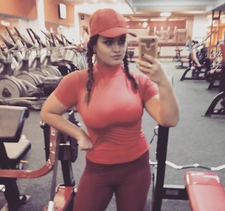 DMV オンリーファン エロチック 写真