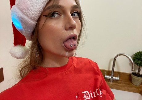 OnlyFansの無料動画 アートポルノ 写真