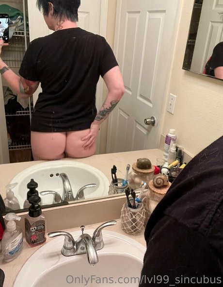 lvl99 sincubus 独占女優 写真