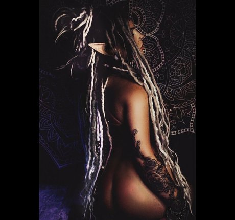 Zahja 高品質女優 アーカイブ