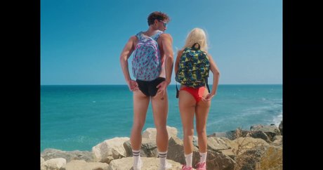 スリムな熟女OnlyFans アートヌード 写真