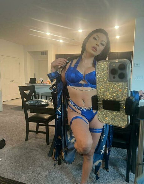 ブロンドオンリーファン ホットポルノ 画像