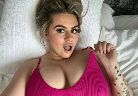 Maci Carter セクシーモデル 写真