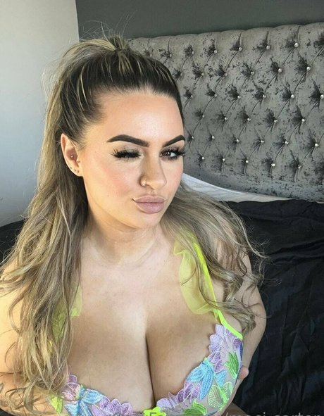 Maci Carter 素敵なモデル 写真