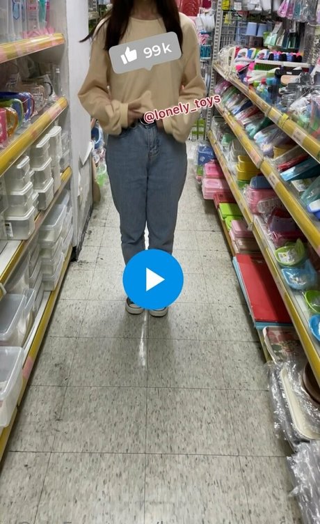 lonely toys free セックス女優 写真