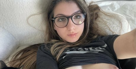 18歳のOnlyFans 素敵 ギャラリー