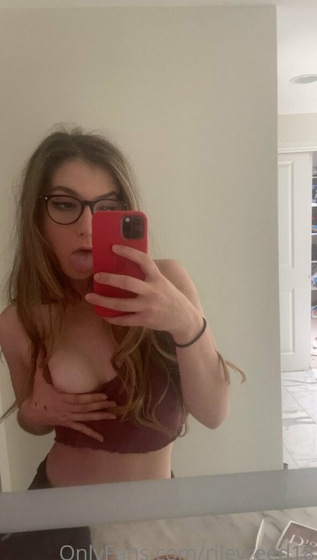 ブラック・ポーグ・オンリーファンズ 限定 写真