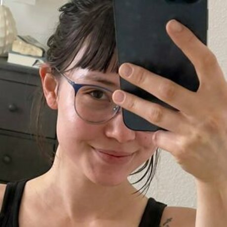 寝取られOnlyFans セクシーヌード 画像