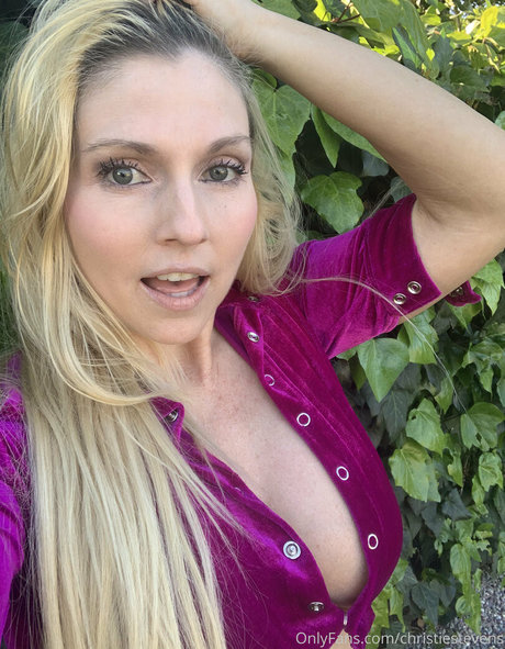 christiestevens 可愛いモデル 画像