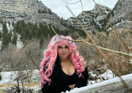 ブラック・ポーグ・オンリーファンズ ヌード ギャラリー