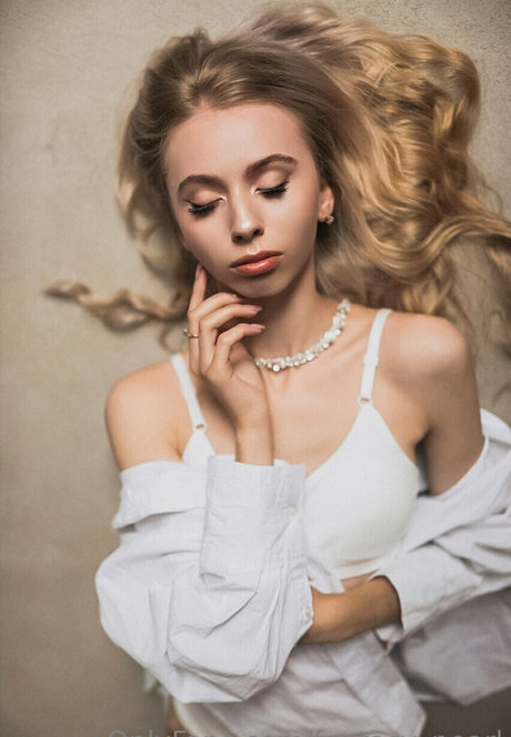 fantasy pearl エロティックなモデル 写真