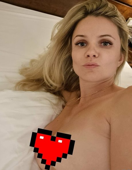 lovelygirl17 トップモデル 写真