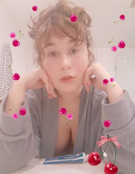 日焼けしたOnlyFans ヌード 画像