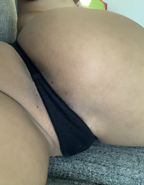 巨乳 射精 OnlyFans アートヌード 画像