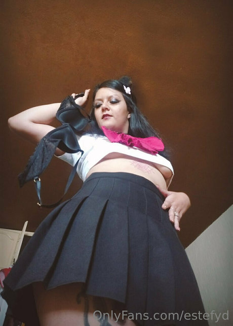 estefyd アダルトモデル 画像