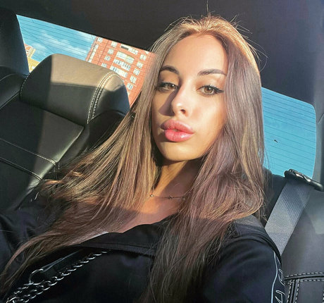 julianoble XXXモデル 写真