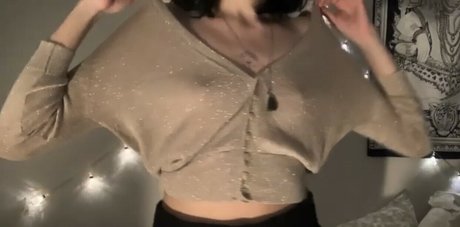 xanikca 高品質のポルノスター 画像