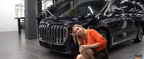 Lisarulit 独占女優 写真