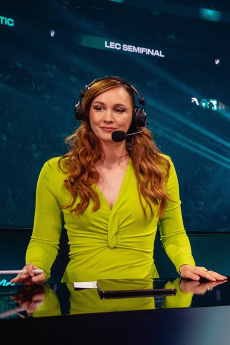 Sjokz ヌード女優 写真