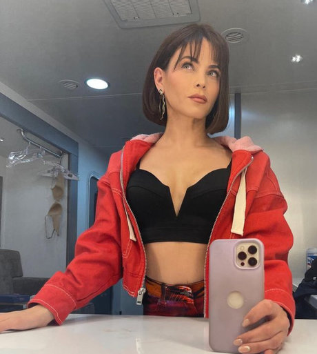 大きな黒いお尻のOnlyFans 美しいポルノ 写真