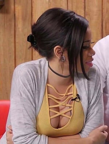 Ericka Bozeman スター 裸 画像