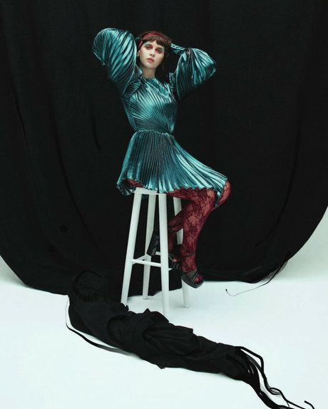 手袋onlyfans アート裸 ギャラリー