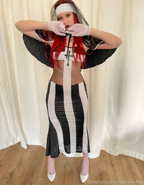 コスプレ プッシー OnlyFans 美しい裸 写真