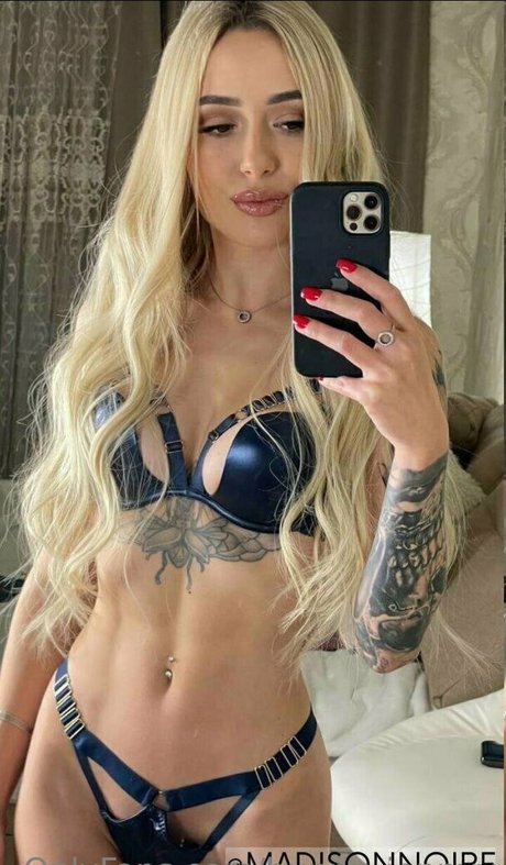 ディスコード トランス OnlyFans エロチック 写真