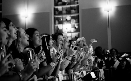 Gracie Abrams ポルノスター 裸 写真