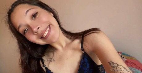 raecalu アート女優 画像