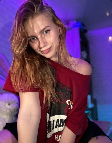 Yuliya Fox セックスポルノスター 画像